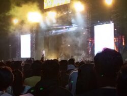 Puncak HUT Kota Lubuklinggau Ke 24 , Masyarakat Lubuklinggau Digoyangkan Artis Stecu Stecu Faris Adam